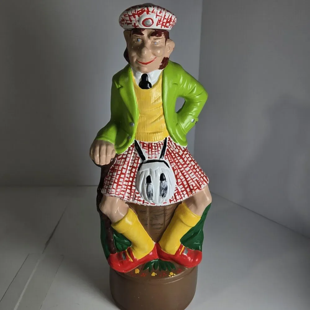 Vintage Ceramic Scottish Man on Barrel Decanter – Hand Painted Barware Figurine